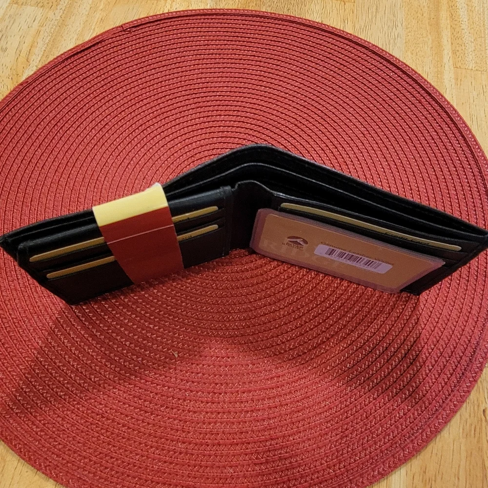 💳NWT~RIVER RIDGE GENUINE LEATHER WALLET